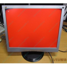 Монитор 19" ViewSonic VA903 с дефектом изображения (битые пиксели по углам) - Батайск.