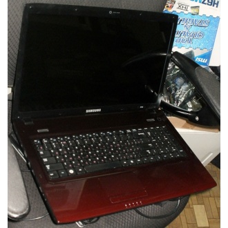 Ноутбук Samsung R780i (Intel Core i3 370M (2x2.4Ghz HT) /4096Mb DDR3 /320Gb /ATI Radeon HD5470 /17.3" TFT 1600x900) - Батайск